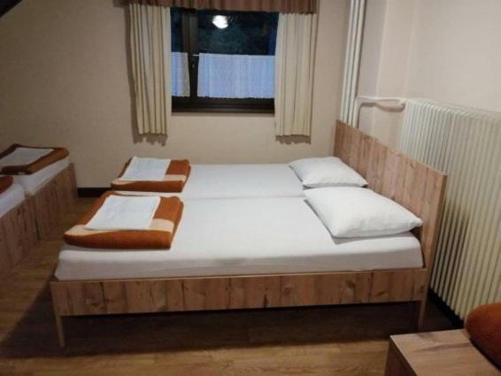 Aparthotel Planinski Dom Gore Dol pri Hrastniku Exteriér fotografie